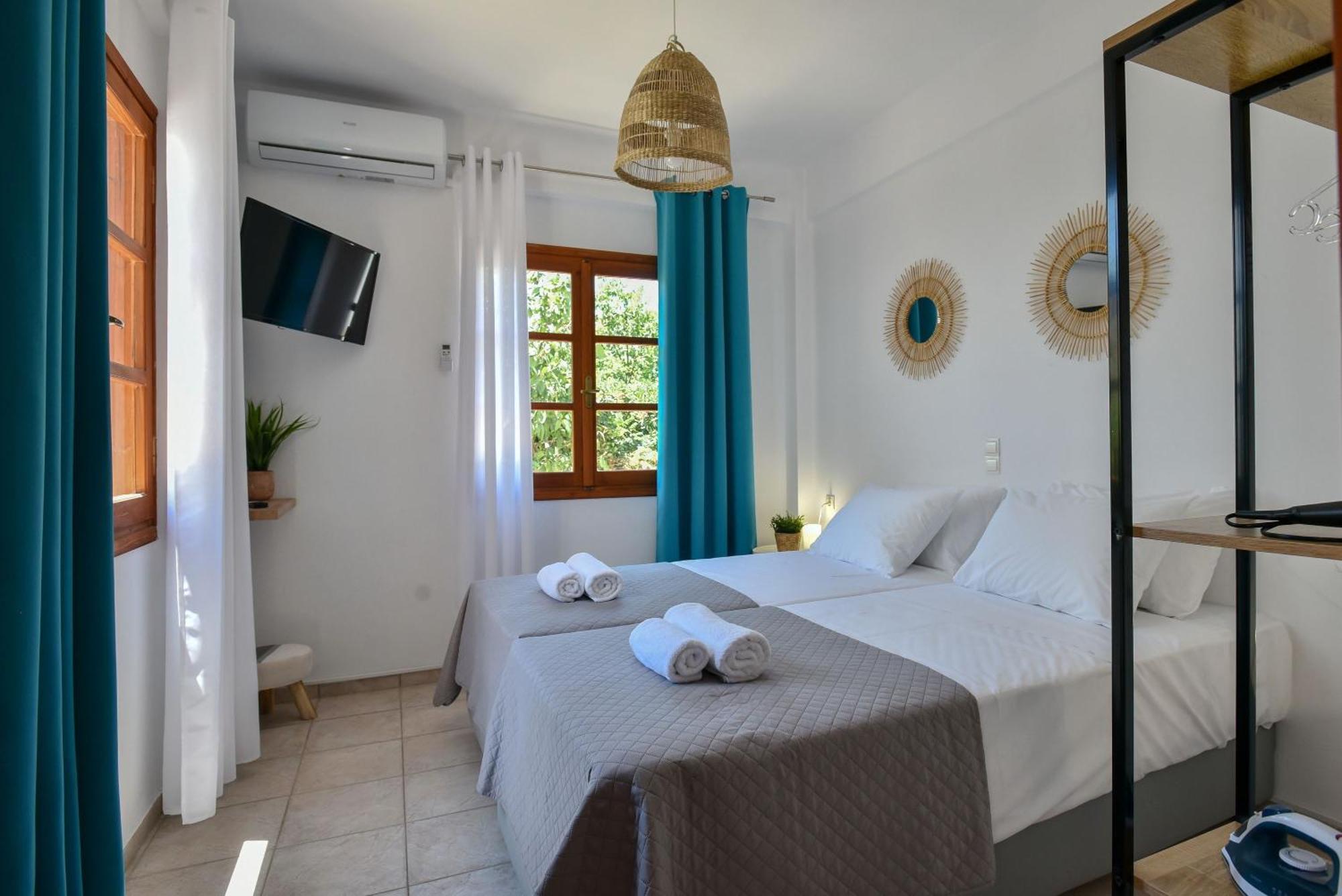 Eva Studios & Apartments Agia Pelagia  Esterno foto